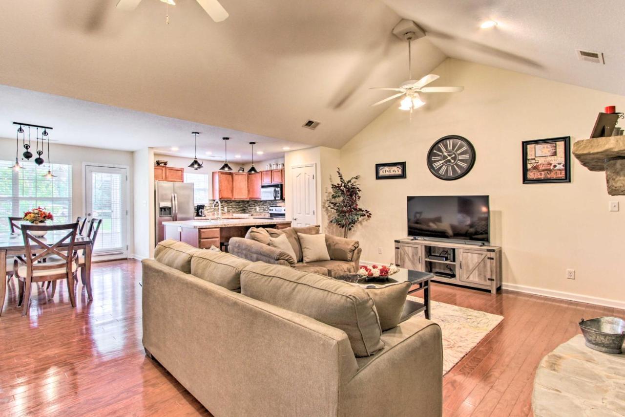 Home With Community Pool - 2 Miles To The Island! Pigeon Forge Εξωτερικό φωτογραφία